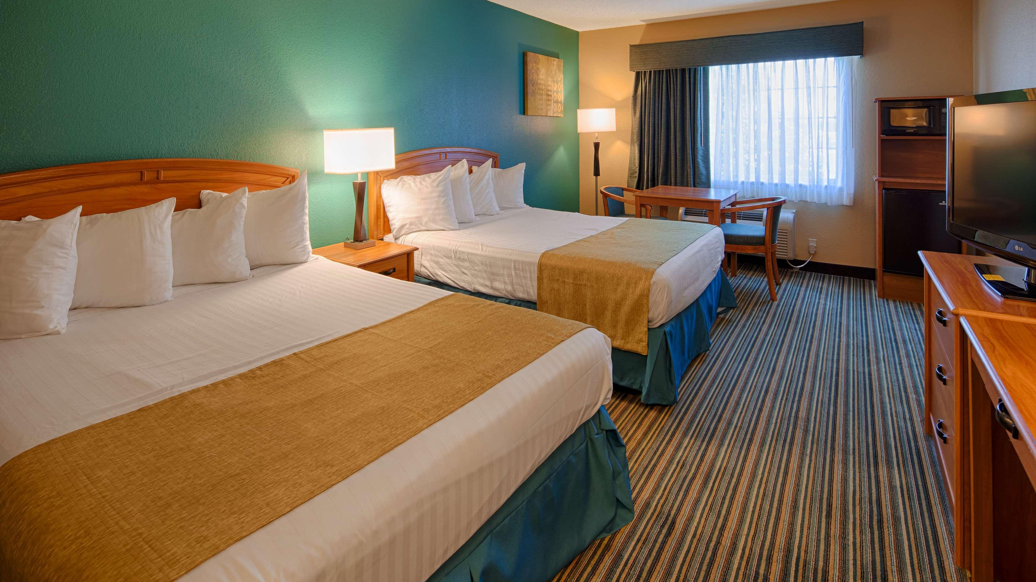 Best Western Governors Inn And Suites Wichita Bagian luar foto